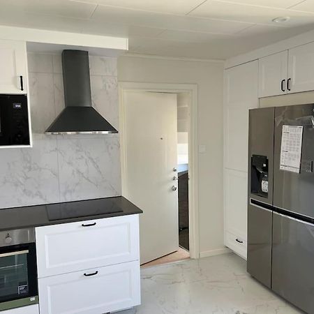 Haerligt Stort Boende I Perfekt Laege Borås Exterior foto