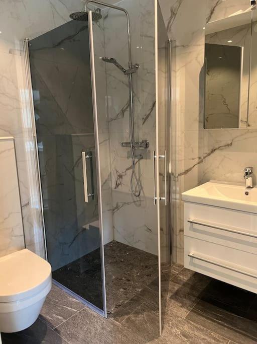 Haerligt Stort Boende I Perfekt Laege Borås Exterior foto