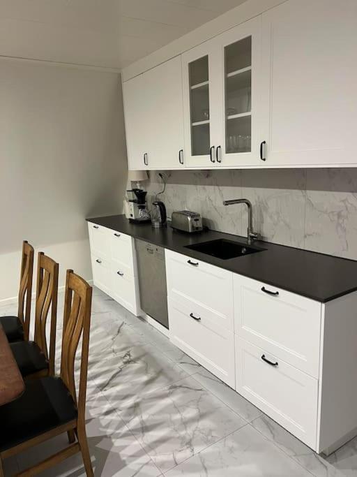 Haerligt Stort Boende I Perfekt Laege Borås Exterior foto